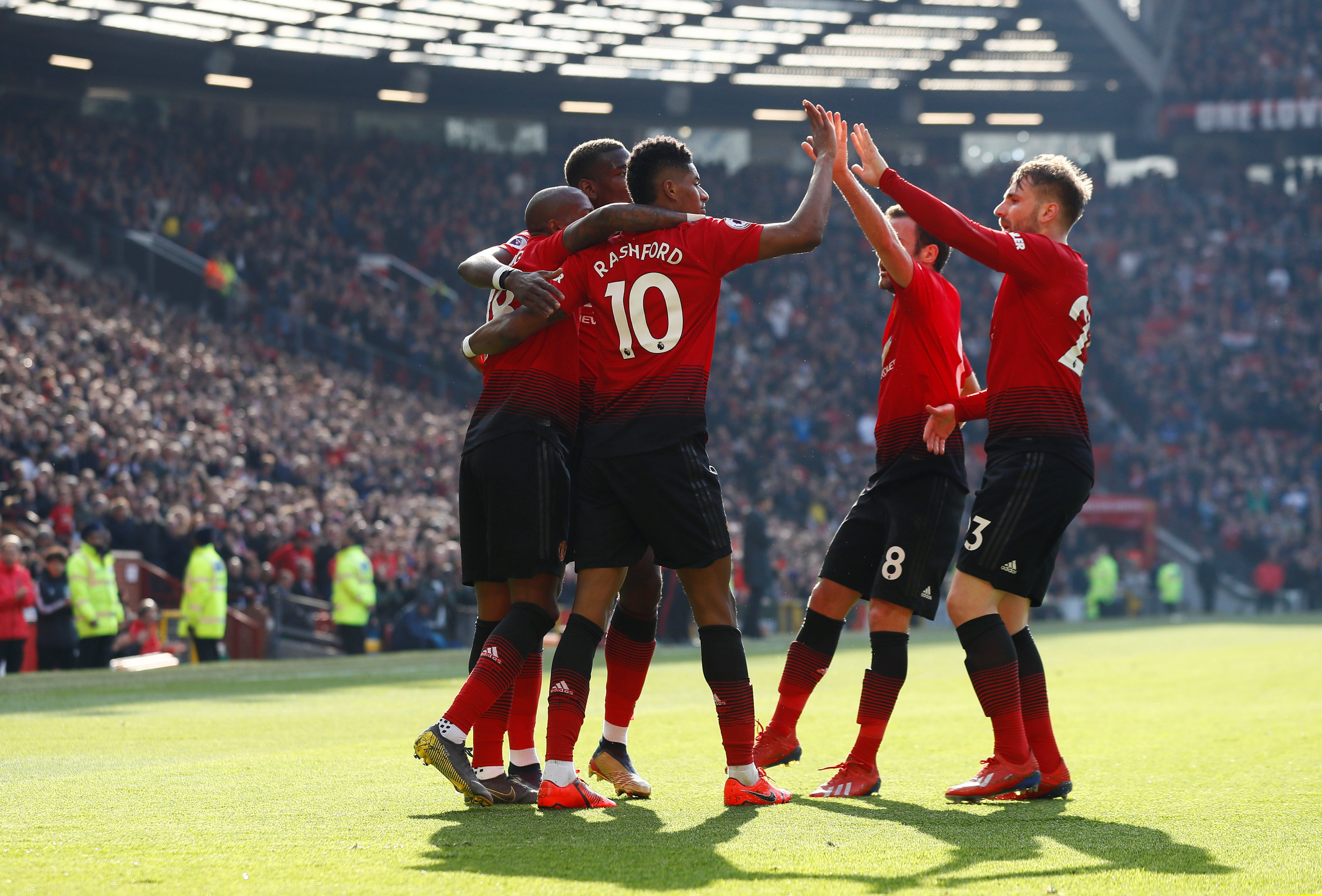 正如在刚刚 正如在刚刚